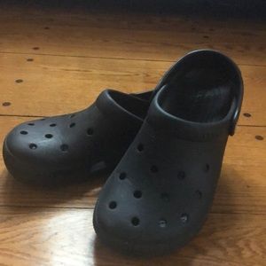 Black Crocs- Men’s size 7, Women’s size 9